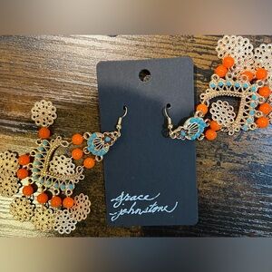 Show stopping chandelier earrings with stones and gold plated